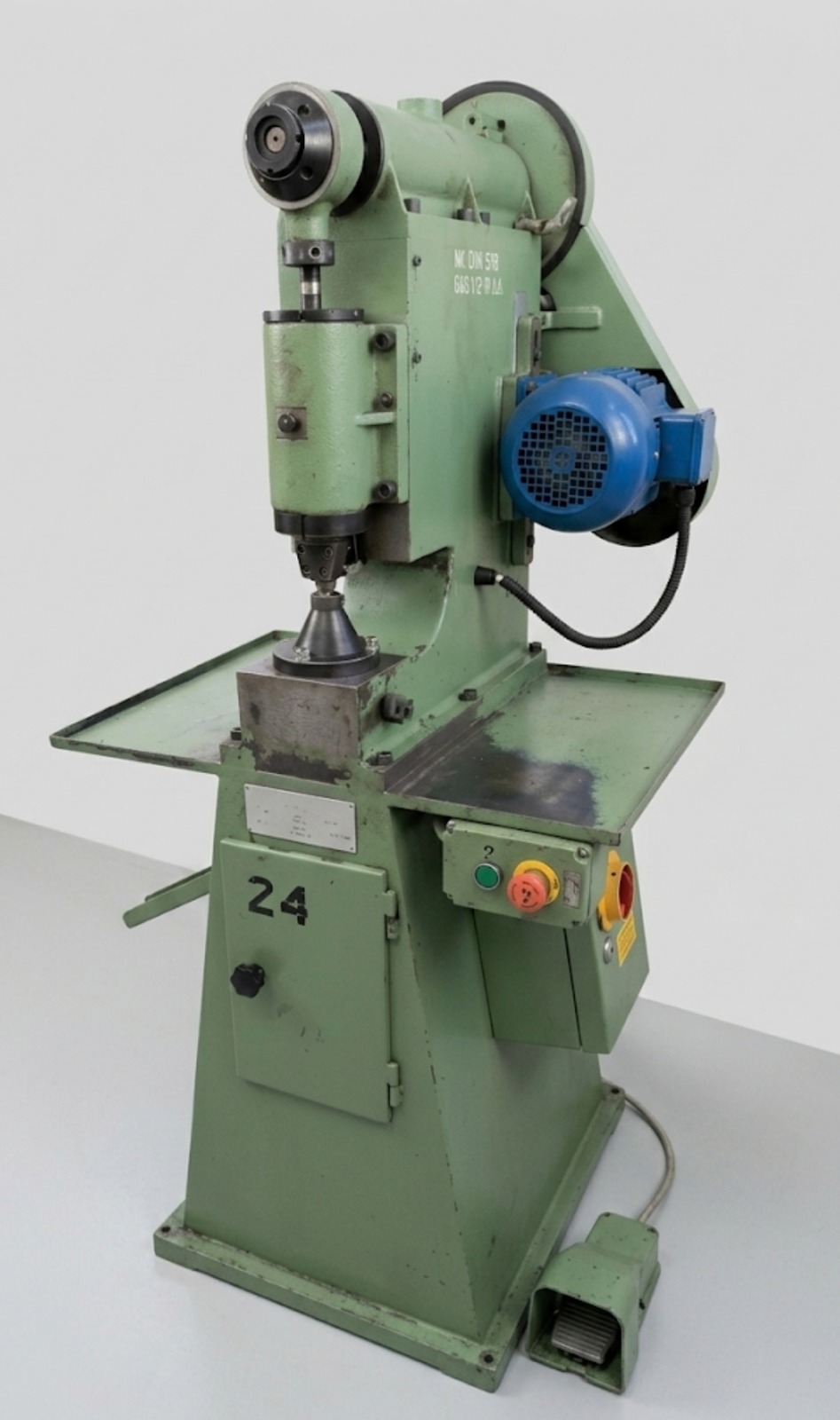 Vertical Drilling Machine